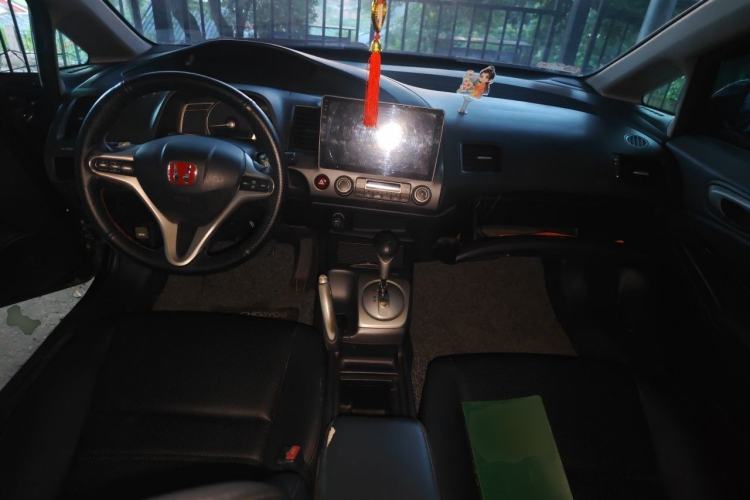 Used Honda Civic 2008 1.8L Automatic Commemorative Classic Edition Center Console