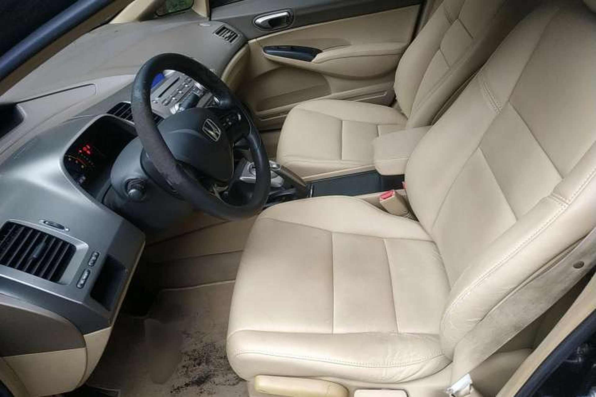 Used Honda Civic 2008 1.8L Automatic Commemorative Classic Edition Left Front Seat