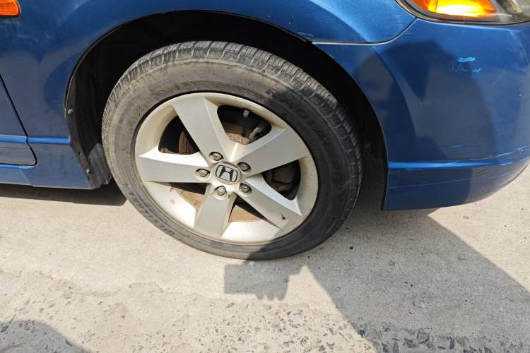 Used Honda Civic 2008 1.8L Manual Commemorative Classic Edition Right Front Wheel Hub