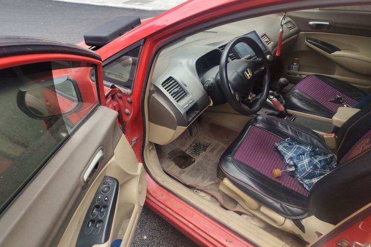 Used Honda Civic 2008 1.8L Manual Commemorative Classic Edition Driver Seat