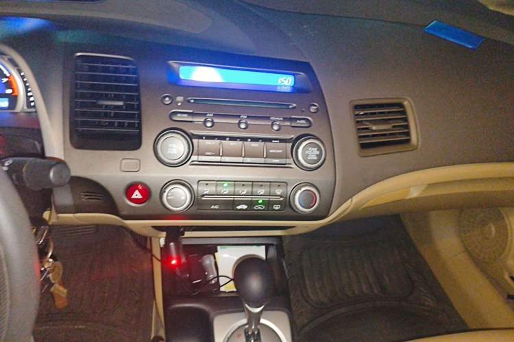 Used Honda Civic 2008 1.8L Automatic Commemorative Classic Edition Audio And AC Panel