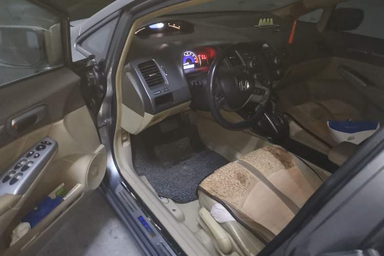 Used Honda Civic 2008 1.8L Automatic Commemorative Luxury Edition Driver Seat
