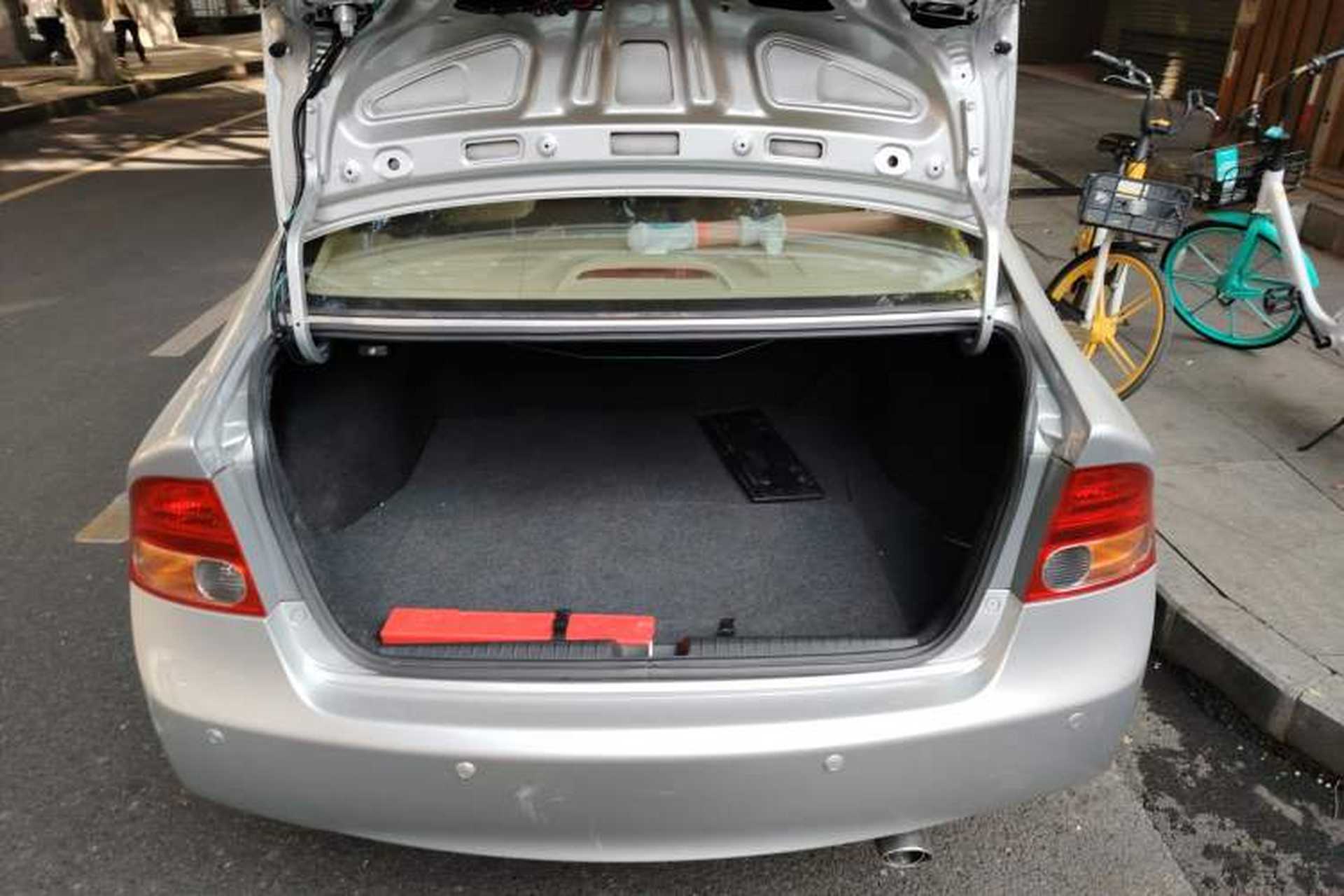 Used Honda Civic 2008 1.8L Manual Commemorative Classic Edition Trunk