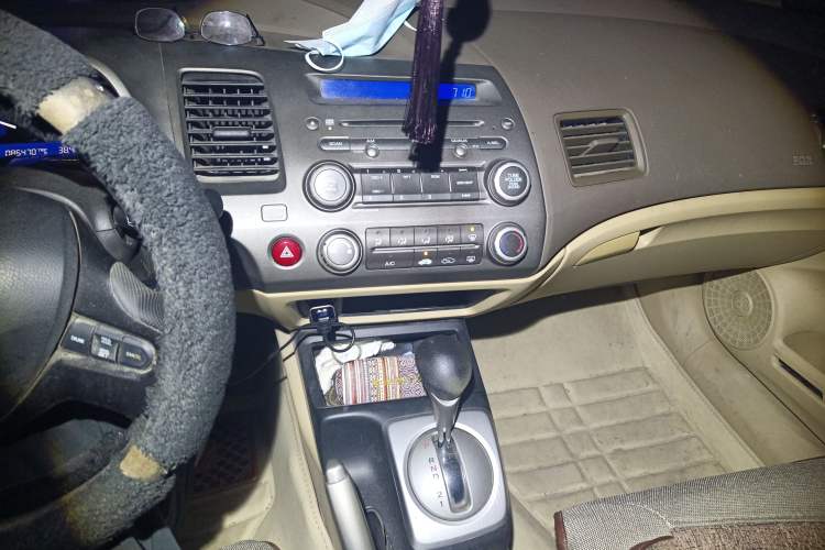 Used Honda Civic 2008 1.8L Automatic Commemorative Classic Edition Audio And AC Panel