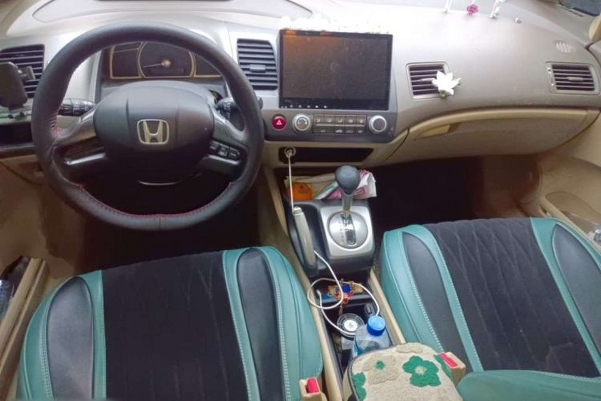 Used Honda Civic 2008 1.8L Automatic Commemorative Classic Edition Center Console