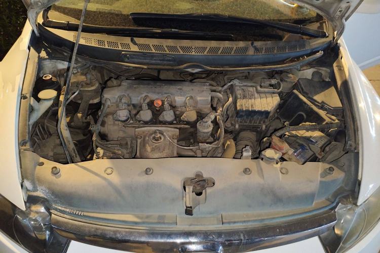 Used Honda Civic 2008 1.8L Manual Commemorative Classic Edition Engine Bay