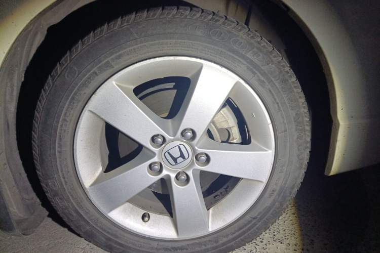 Used Honda Civic 2008 1.8L Automatic Commemorative Classic Edition Right Front Wheel Hub