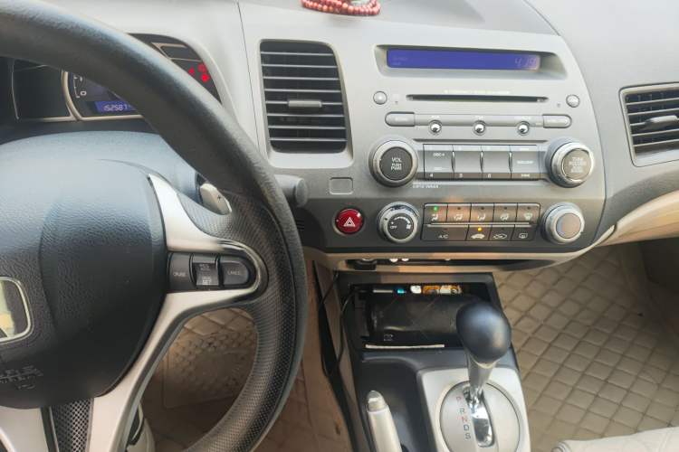 Used Honda Civic 2009 1.8L automatic comfort version Audio And AC Panel