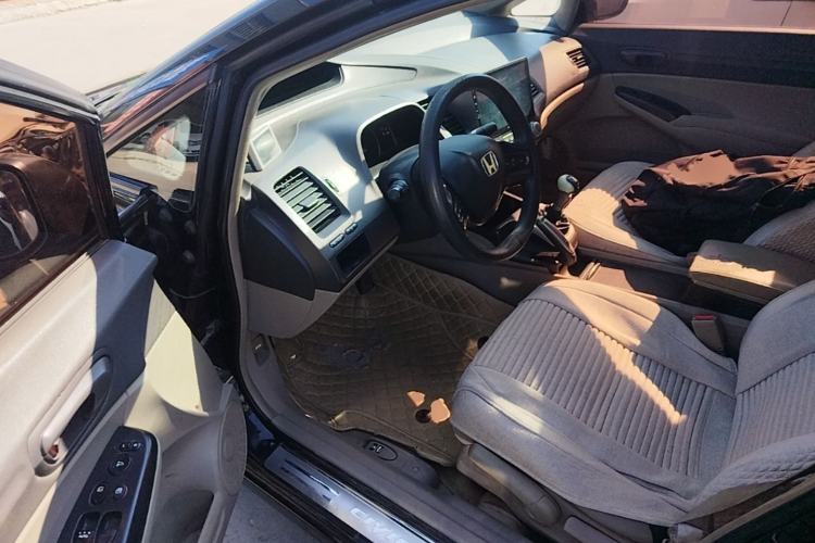 Used Honda Civic 2009 1.8L Manual Classic Edition Driver Seat