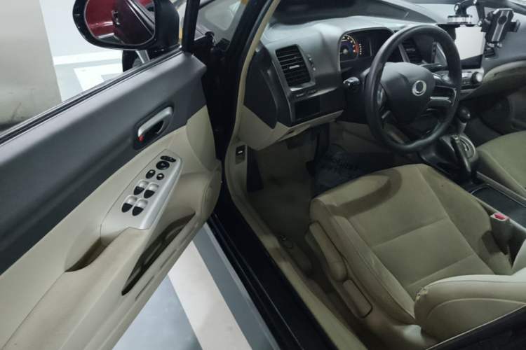 Used Honda Civic 2009 1.8L automatic comfort version Driver Seat