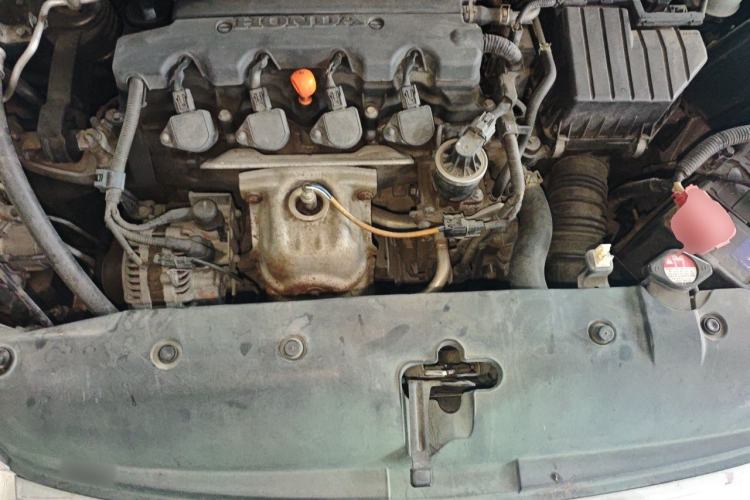 Used Honda Civic 2009 1.8L automatic comfort version Engine Bay