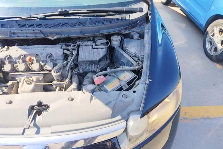 Used Honda Civic 2009 1.8L Manual Classic Edition Engine Bay Left