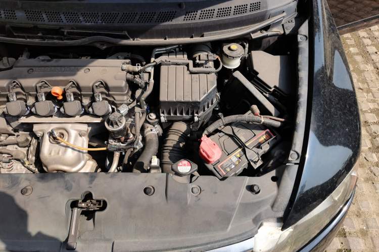 Used Honda Civic 2009 1.8L Automatic Classic Edition Engine Bay Left