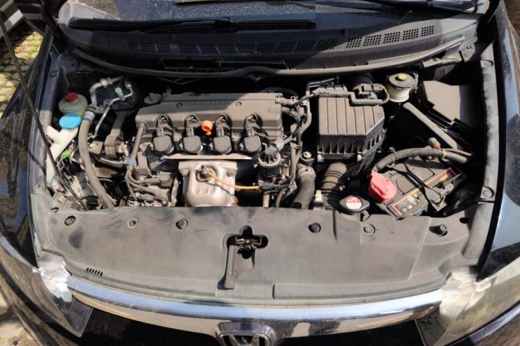 Used Honda Civic 2009 1.8L Automatic Classic Edition Engine Bay