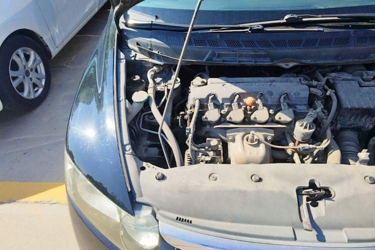 Used Honda Civic 2009 1.8L Manual Classic Edition Engine Bay Right