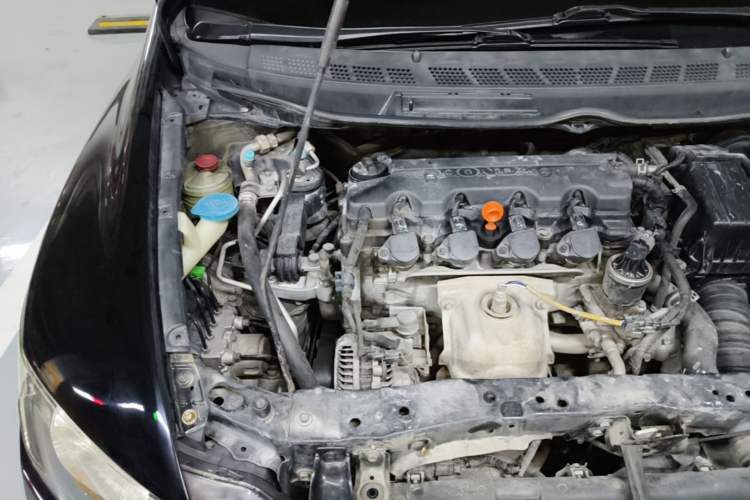Used Honda Civic 2009 1.8L automatic comfort version Engine Bay Right
