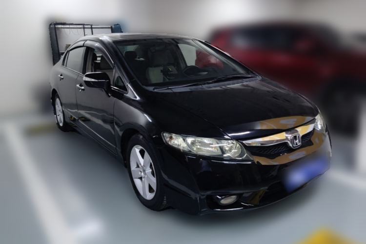 Used Honda Civic 2009 1.8L automatic comfort version Front Right 45 Deg
