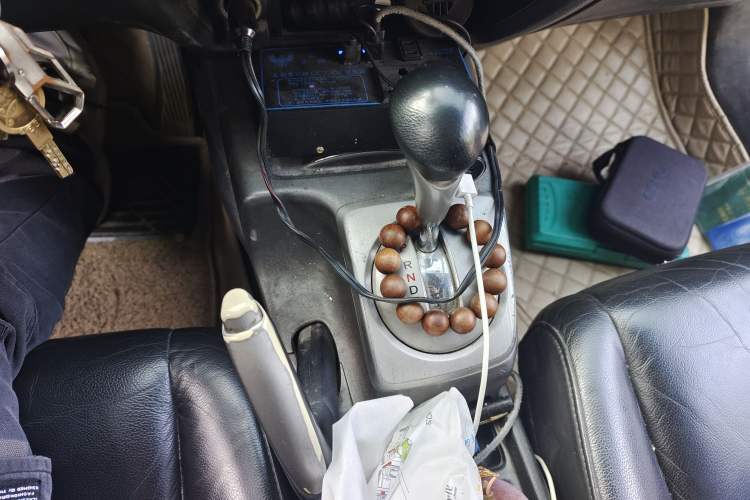 Used Honda Civic 2009 1.8L automatic luxury edition Gear Lever