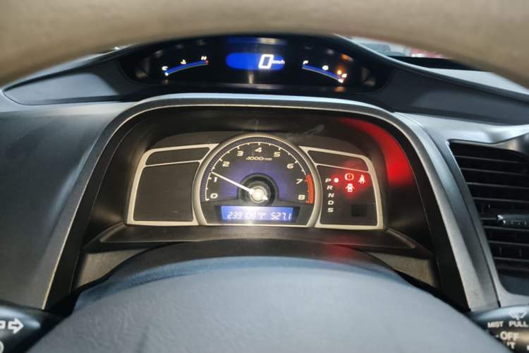 Used Honda Civic 2009 1.8L automatic comfort version Instrument Cluster
