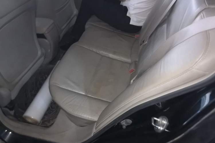 Used Honda Civic 2009 1.8L automatic luxury edition Left Rear Seat