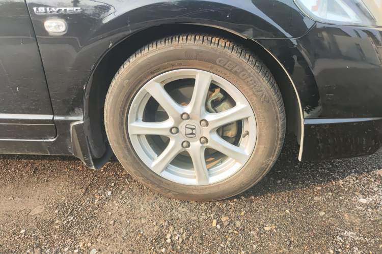 Used Honda Civic 2009 1.8L automatic comfort version Right Front Wheel Hub