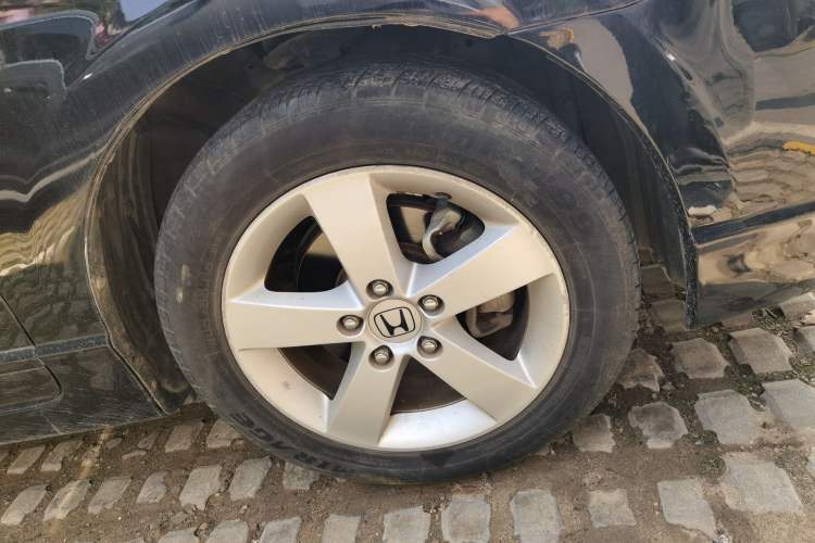 Used Honda Civic 2009 1.8L Automatic Classic Edition Right Front Wheel Hub