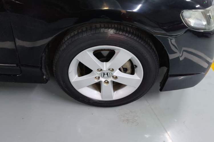Used Honda Civic 2009 1.8L automatic comfort version Right Front Wheel Hub