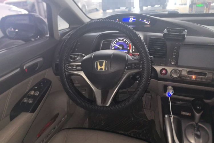Used Honda Civic 2009 1.8L automatic luxury edition Steering Wheel