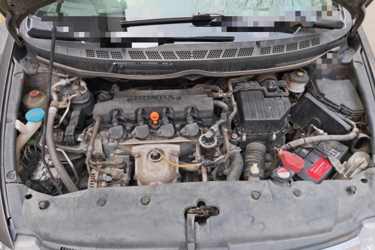 Used Honda Civic 2009 1.8L automatic luxury edition Engine Bay