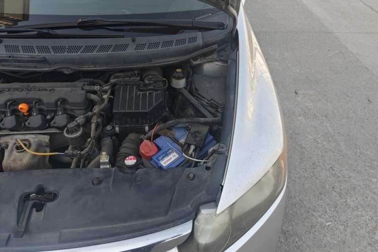 Used Honda Civic 2009 1.8L Automatic Classic Edition Engine Bay Left