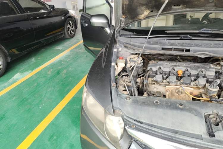 Used Honda Civic 2009 1.8L Automatic Classic Edition Engine Bay Right