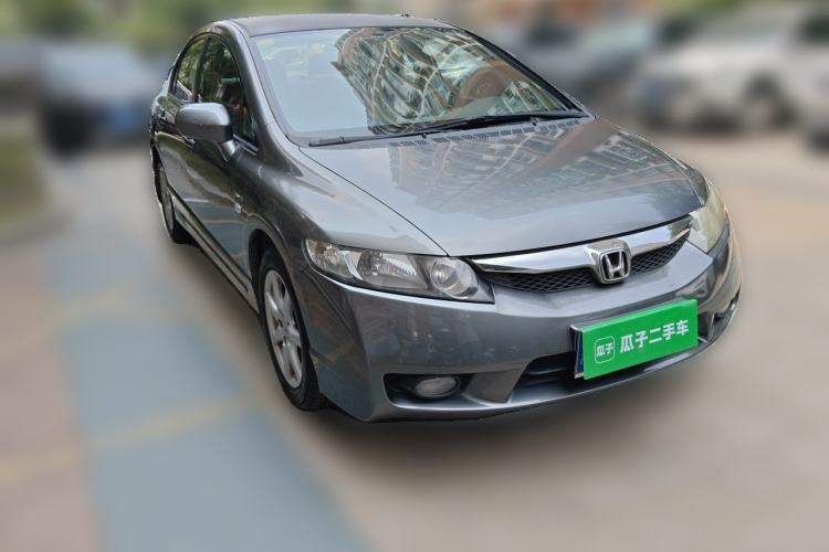 Used Honda Civic 2009 1.8L automatic comfort version Front Right 45 Deg