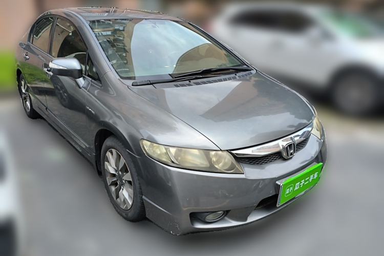 Used Honda Civic 2009 1.8L automatic comfort version Front Right 45 Deg