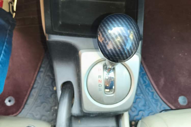 Used Honda Civic 2009 1.8L automatic comfort version Gear Lever