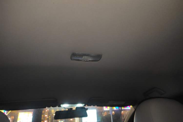 Used Honda Civic 2009 1.8L automatic comfort version Headliner