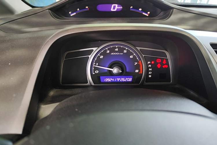 Used Honda Civic 2009 1.8L automatic luxury edition Instrument Cluster