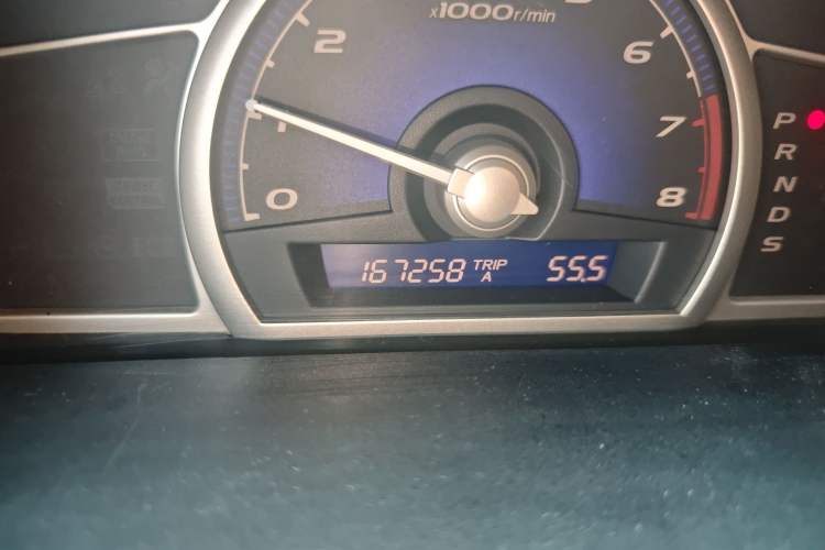 Used Honda Civic 2009 1.8L automatic comfort version Odometer Close Up