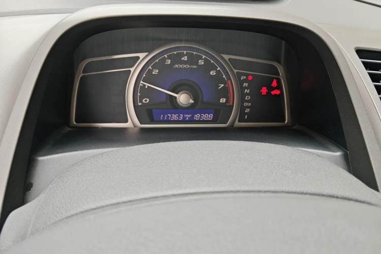 Used Honda Civic 2009 1.8L automatic comfort version Odometer Close Up