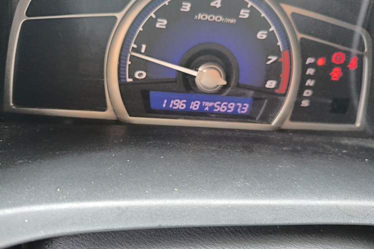 Used Honda Civic 2009 1.8L automatic comfort version Odometer Close Up