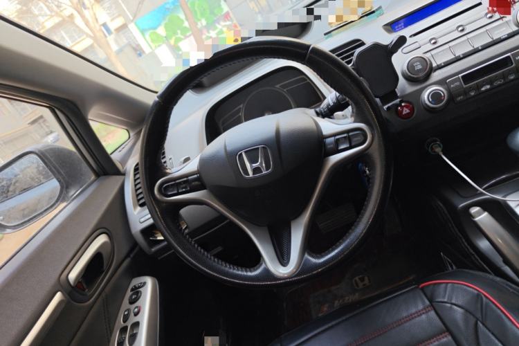 Used Honda Civic 2009 1.8L automatic luxury edition Steering Wheel