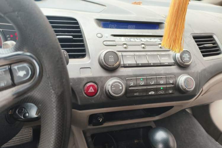 Used Honda Civic 2009 1.8L automatic comfort version Audio And AC Panel