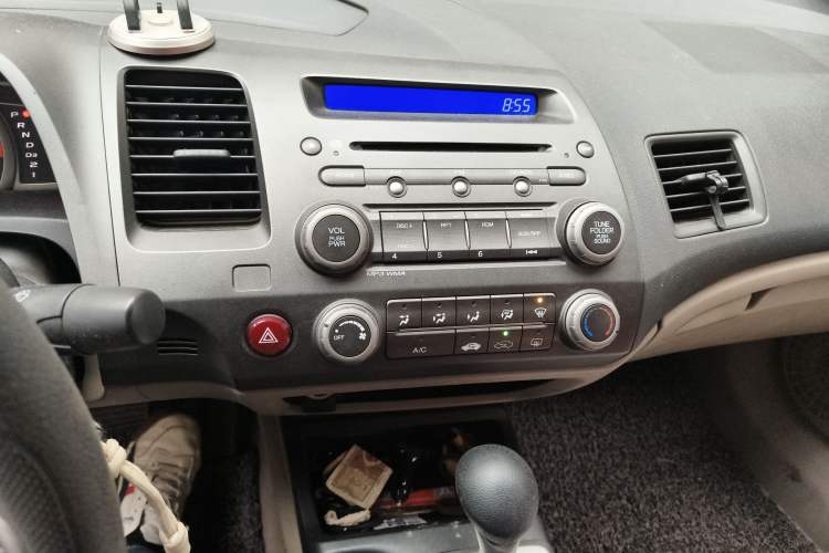 Used Honda Civic 2009 1.8L automatic comfort version Audio And AC Panel
