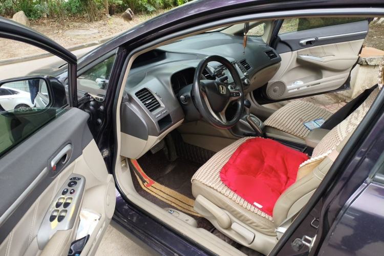 Used Honda Civic 2009 1.8L automatic luxury edition Driver Seat