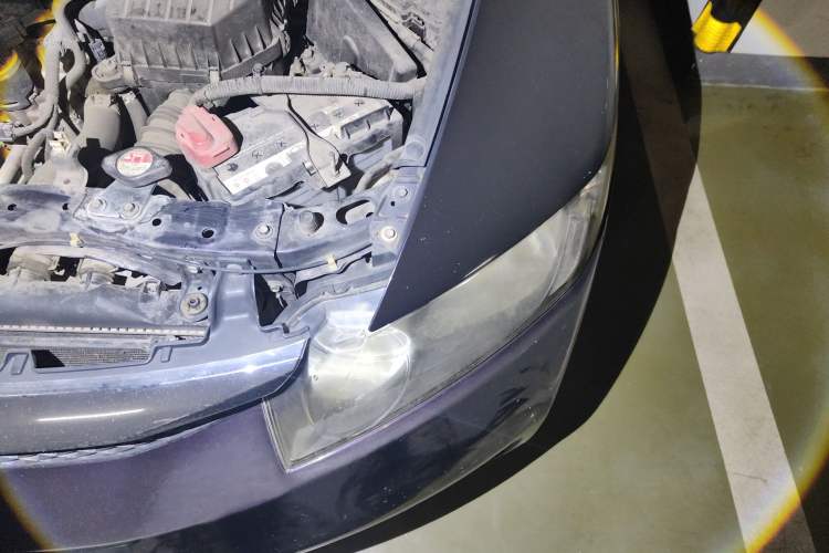 Used Honda Civic 2009 1.8L automatic luxury edition Engine Bay Left