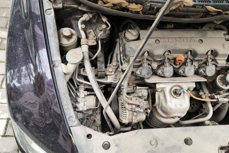 Used Honda Civic 2009 1.8L automatic comfort version Engine Bay Right
