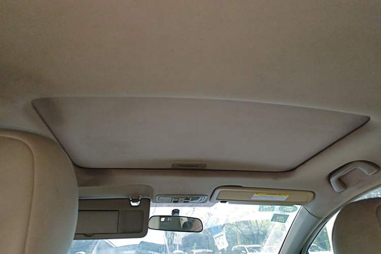 Used Honda Civic 2009 1.8L automatic luxury edition Headliner