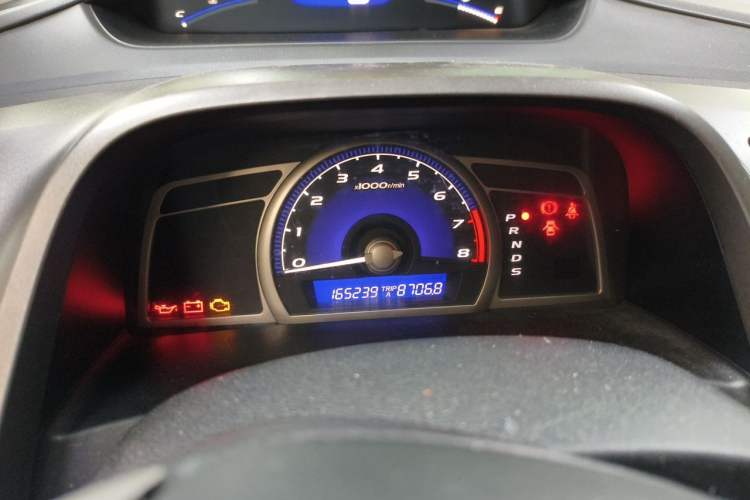 Used Honda Civic 2009 1.8L automatic luxury edition Instrument Cluster