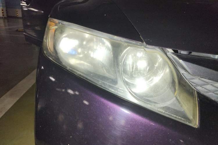 Used Honda Civic 2009 1.8L automatic luxury edition Right Front Headlight