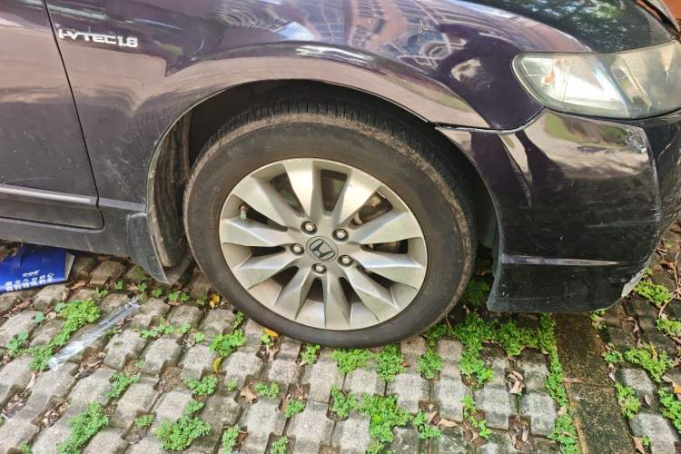 Used Honda Civic 2009 1.8L automatic luxury edition Right Front Wheel Hub