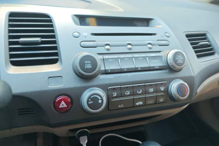 Used Honda Civic 2009 1.8L automatic comfort version Audio And AC Panel